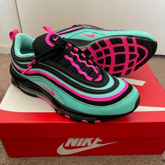 Nike AirMax 97 - Picture 2 of 6